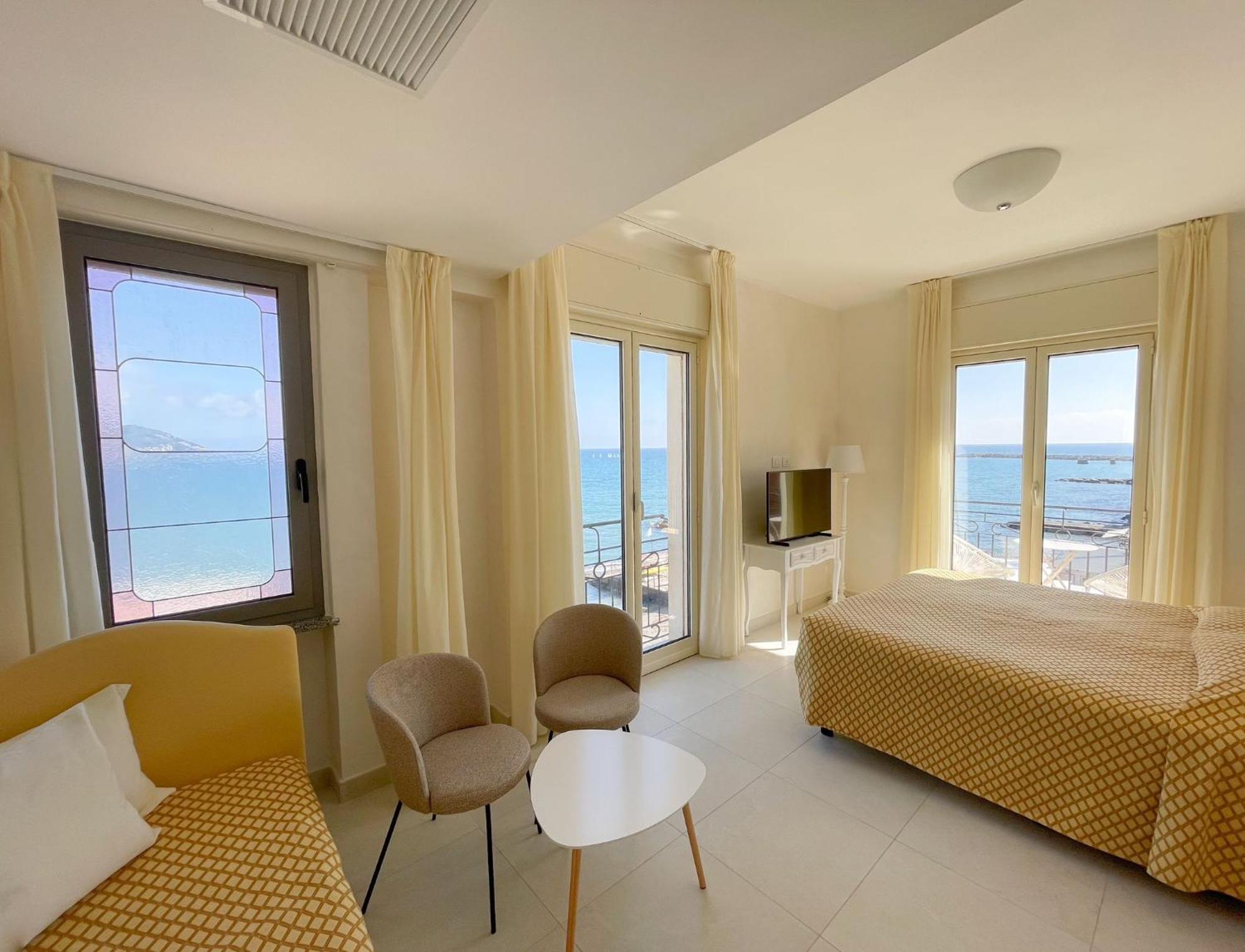 Jasmin Charme Hotel Diano Marina Zewnętrze zdjęcie